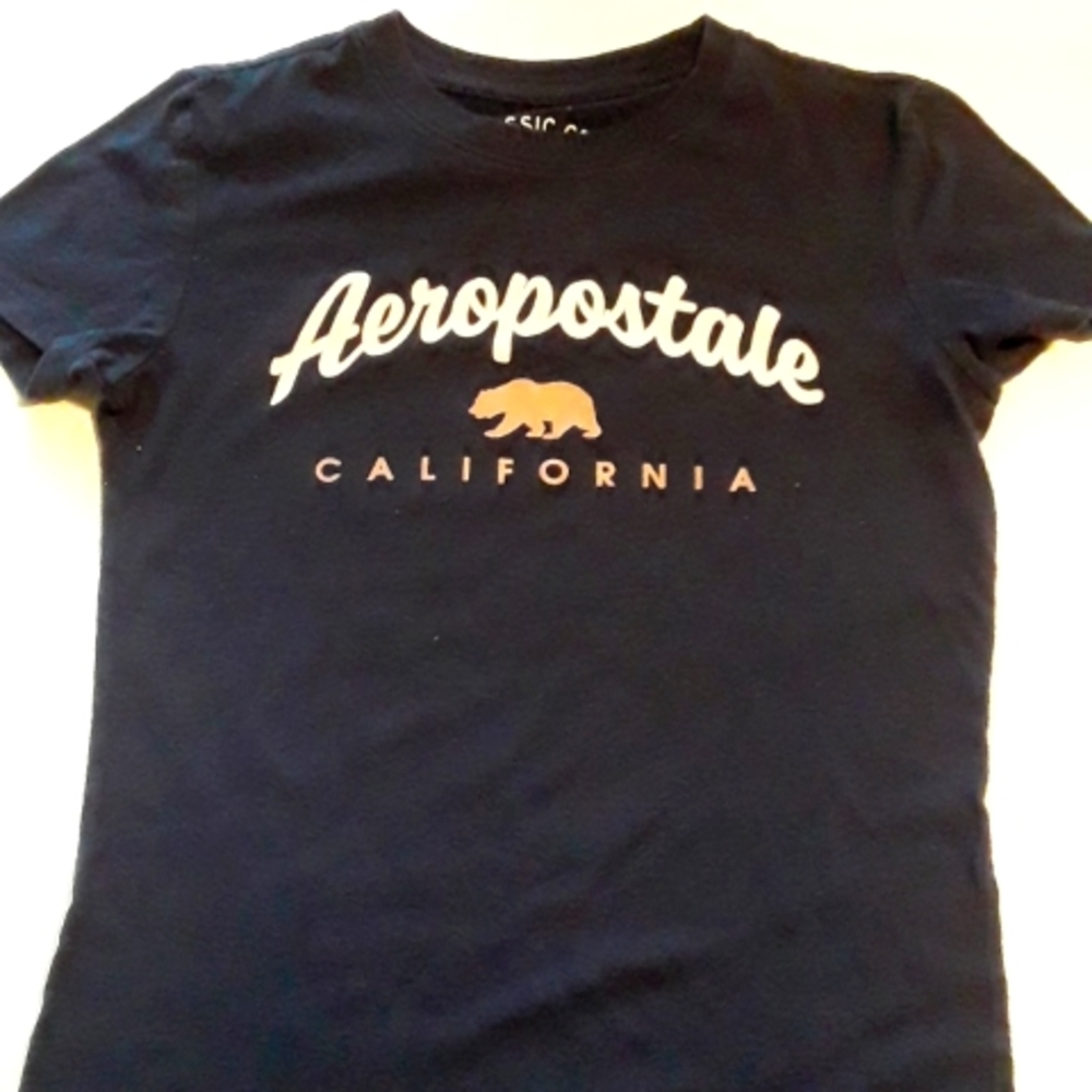 An xs navy blue aeropostale California T-shirt from company crew